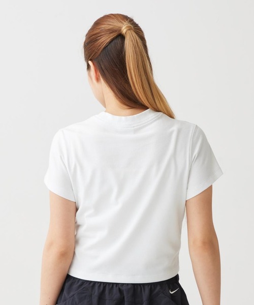 ACG（エィシージー）の「ナイキ ACG ウィメンズ Dri-FIT ショートスリーブ トップ / Nike ACG Women's Dri-FIT Short-Sleeve Top II7284-121 Summit White（Tシャツ/カットソー・レディース・アイボリー・XS/XL/S/L/M）」の2枚目の写真