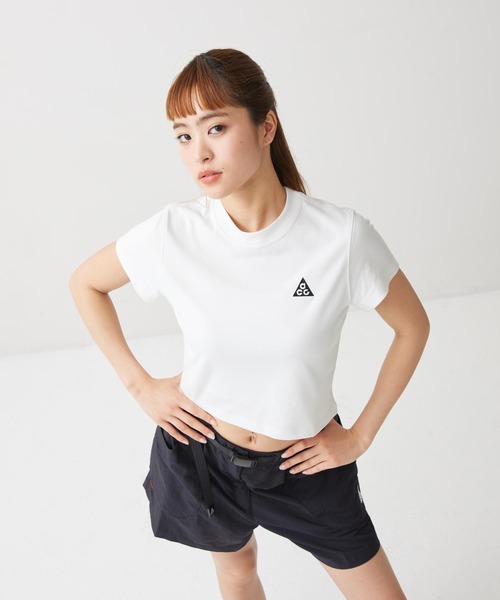 ACG（エィシージー）の「ナイキ ACG ウィメンズ Dri-FIT ショートスリーブ トップ / Nike ACG Women's Dri-FIT Short-Sleeve Top II7284-121 Summit White（Tシャツ/カットソー・レディース・アイボリー・XS/XL/S/L/M）」の3枚目の写真