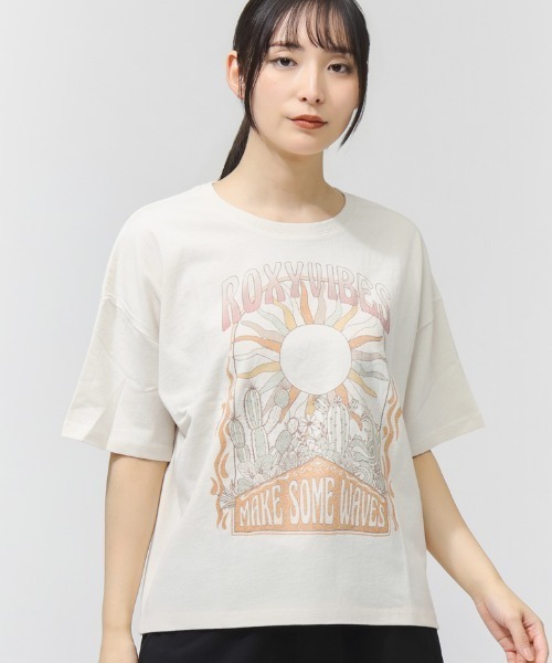 ROXY(ロキシー)の「ロキシー ROXY ROXY VIBES(Tシャツ/カットソー・レディース・オフホワイト・S/M)」の1枚目の写真