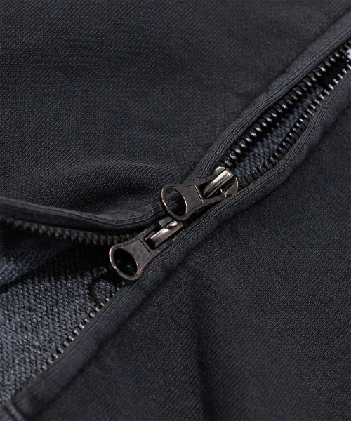 PHYPS MOTORCYCLE（フィップスモーターサイクル）の「Pigment Hoodie Zip-Up Black（パーカー・レディース・その他・SMALL/MEDIUM/LARGE/X-LARGE）」の4枚目の写真