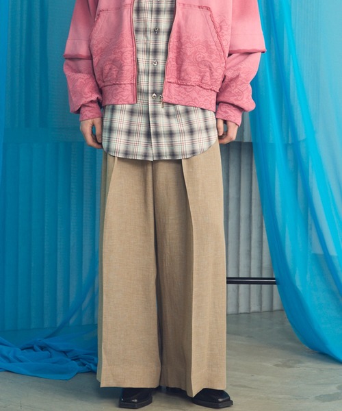 MAISON SPECIAL（メゾンスペシャル）の「《UNISEX》Mix Linen One-tuck Prime-Wide Baggy Slacks/ミックスリネンワンタックプライムワイドバギースラックス【MAISON SPECIAL/メゾンスペシャル】■セットアップ対応■（スラックス・メンズ・ベージュ/ブルー/ブラック・2/1/0）」の3枚目の写真