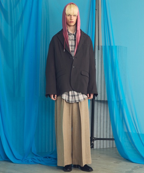 MAISON SPECIAL（メゾンスペシャル）の「《UNISEX》Mix Linen One-tuck Prime-Wide Baggy Slacks/ミックスリネンワンタックプライムワイドバギースラックス【MAISON SPECIAL/メゾンスペシャル】■セットアップ対応■（スラックス・メンズ・ベージュ/ブルー/ブラック・2/1/0）」の12枚目の写真