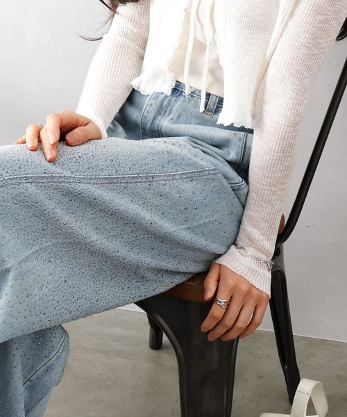 SpRay(スプレイ)の「スタッズデニムバレルパンツ(デニムパンツ・レディース・ライトブルー・SMALL/MEDIUM)」の5枚目の写真