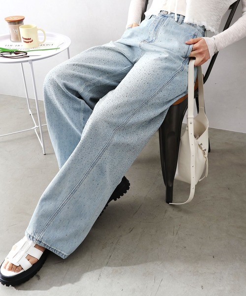 SpRay(スプレイ)の「スタッズデニムバレルパンツ(デニムパンツ・レディース・ライトブルー・SMALL/MEDIUM)」の6枚目の写真