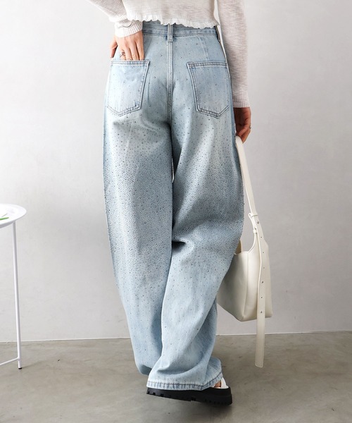 SpRay(スプレイ)の「スタッズデニムバレルパンツ(デニムパンツ・レディース・ライトブルー・SMALL/MEDIUM)」の12枚目の写真