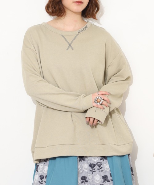 Emago(イマゴ)の「EMAGO ライン花刺繍プルオーバー(スウェット・レディース・ベージュ/ブルー/ブラック・FREE)」の18枚目の写真