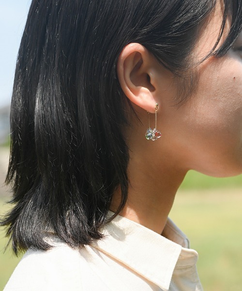 HARIO Lampwork Factory(ハリオランプワークファクトリー)の「イイダ傘店 ピアス ブルーベリー(ピアス(両耳用)・レディース・クリア・FREE)」の3枚目の写真