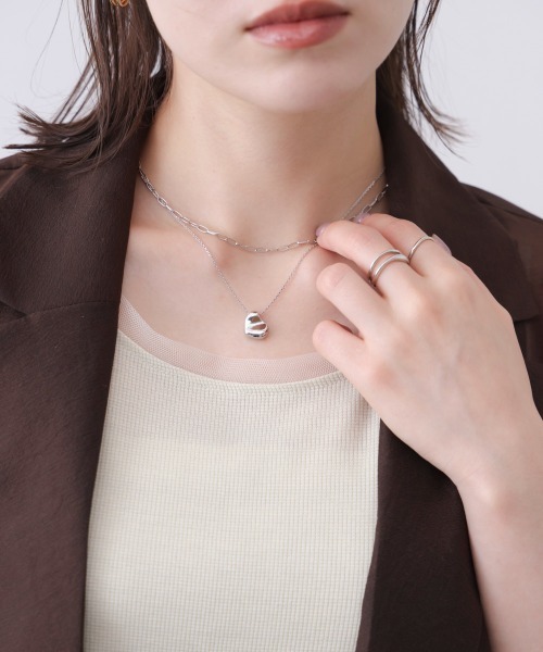 Bou Jeloud(ブージュルード)の「ドロップトップ2連ネックレス(ネックレス・レディース・ゴールド/シルバー・ONESIZE)」の3枚目の写真