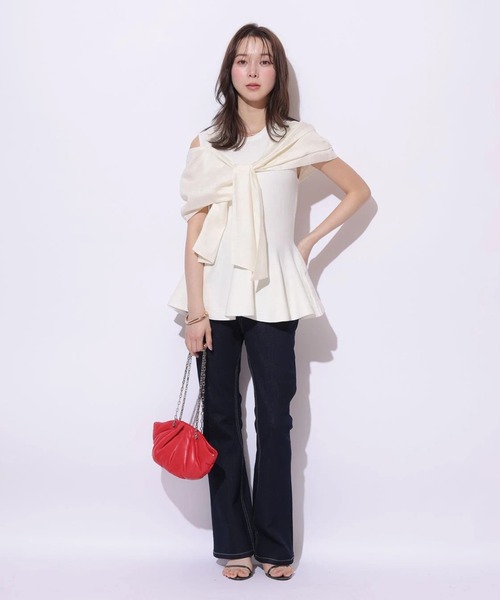 Mystrada(マイストラーダ)の「リボンオフショルドッキングニット(ニット/セーター・レディース・オフホワイト/ブラック/ライトグレー・38)」の11枚目の写真