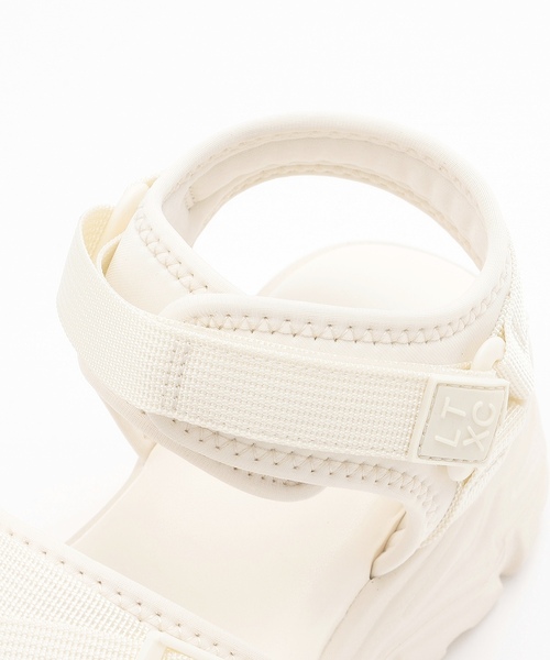 LOVETOXIC(ラブトキシック)の「【LTXC】厚底スポーツサンダル(サンダル・キッズ・アイボリー/オレンジ/ブラック・23-23.5cm/24-24.5cm/22-22.5)」の15枚目の写真