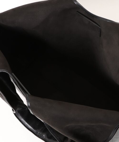 Maison Margiela(メゾンマルジェラ)の「Maison Margiela-women BOX BAG MEDIUM(ハンドバッグ・レディース・ブラック・FREE)」の4枚目の写真