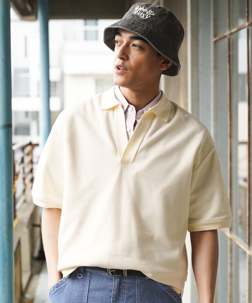 BAYFLOW(ベイフロー)の「スキッパーポロシャツ(Tシャツ/カットソー・メンズ・アイボリー/ブラック・LARGE/MEDIUM)」の1枚目の写真