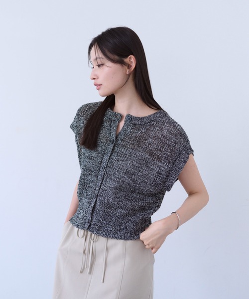 SOYEN(ソイエン)の「2WAY透かし編みメッシュニットタンクベスト(Tシャツ/カットソー・レディース・ベージュ/ブラック・F)」の3枚目の写真