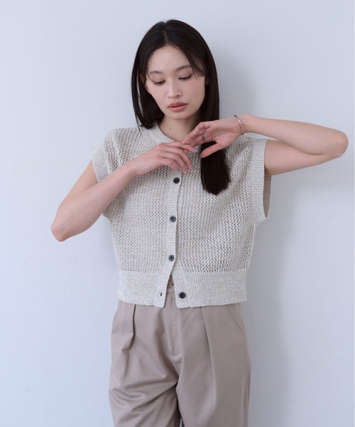 SOYEN(ソイエン)の「2WAY透かし編みメッシュニットタンクベスト(Tシャツ/カットソー・レディース・ベージュ/ブラック・F)」の7枚目の写真