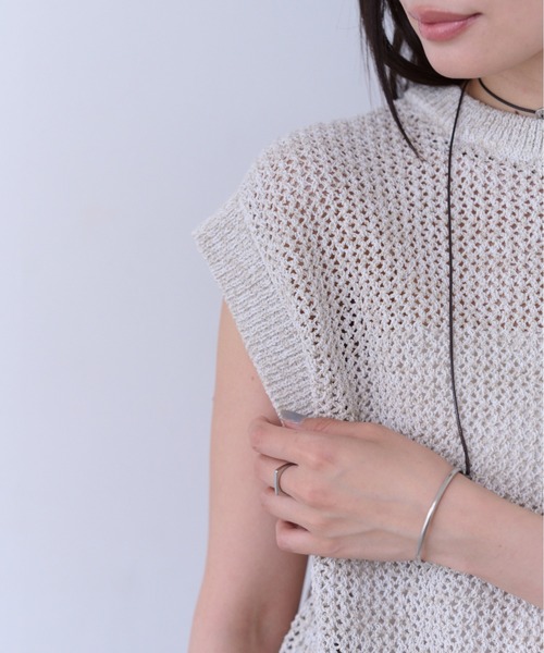 SOYEN(ソイエン)の「2WAY透かし編みメッシュニットタンクベスト(Tシャツ/カットソー・レディース・ベージュ/ブラック・F)」の20枚目の写真
