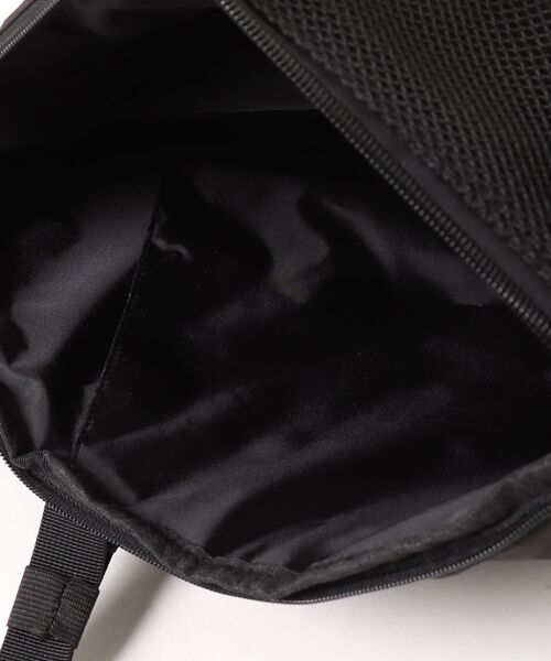 Reebok（リーボック）の「【Reebok】ナイロンワッシャーワンショルダーバッグ ARB1179（ショルダーバッグ・メンズ・ブラック/グレイッシュベージュ/チャコールグレー・FREE）」の7枚目の写真