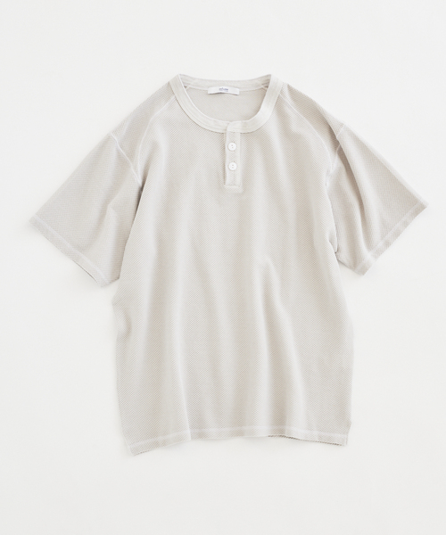 JOURNAL STANDARD relume(ジャーナルスタンダード レリューム)の「製品染め ワッフル調 ピケ ヘンリーネックTシャツ(Tシャツ/カットソー・メンズ・ナチュラル/ライトイエロー/エメラルドブルー/ブラックミックス・MEDIUM/LARGE)」の3枚目の写真