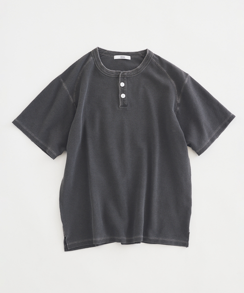 JOURNAL STANDARD relume(ジャーナルスタンダード レリューム)の「製品染め ワッフル調 ピケ ヘンリーネックTシャツ(Tシャツ/カットソー・メンズ・ナチュラル/ライトイエロー/エメラルドブルー/ブラックミックス・MEDIUM/LARGE)」の2枚目の写真