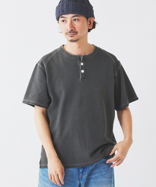 JOURNAL STANDARD relume(ジャーナルスタンダード レリューム)の「製品染め ワッフル調 ピケ ヘンリーネックTシャツ(Tシャツ/カットソー・メンズ・ナチュラル/ライトイエロー/エメラルドブルー/ブラックミックス・MEDIUM/LARGE)」の10枚目の写真
