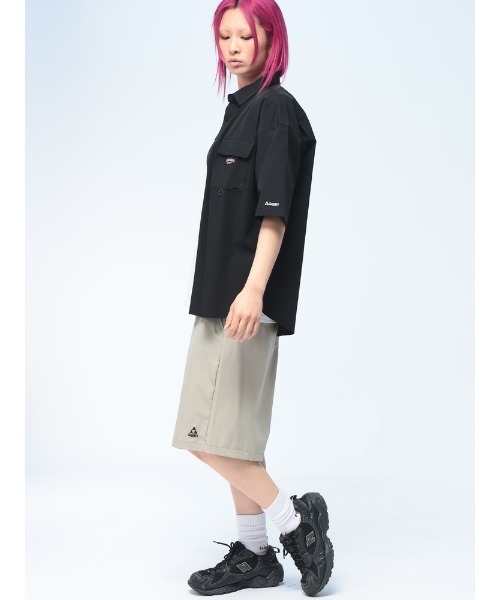 GERRY(ジェリー)の「GERRY (ジェリー) 半袖シャツ ナイロン ユニセックス 両ポケット ストレッチ シャツ(シャツ/ブラウス・メンズ・ブラック/ブラウン/サンドグレー・L/M/LL)」の4枚目の写真