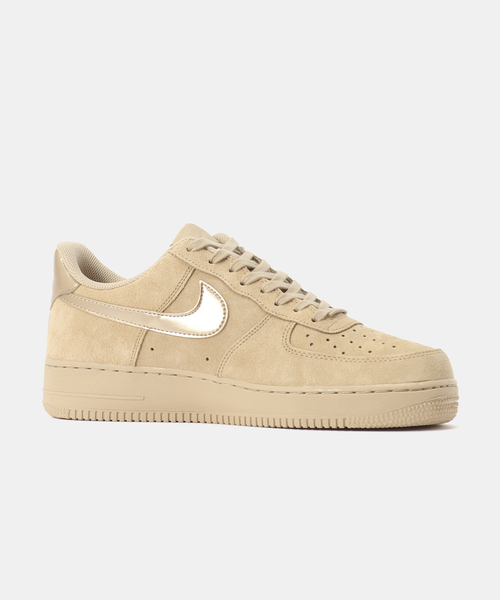 NIKE(ナイキ)の「NIKE WMNS AIR FORCE 1 '07 IO4833-201(スニーカー・メンズ・ブラウン・23cm/23.5cm/25.5cm/26cm/28cm/28.5cm/29cm/27.5cm/24.5cm)」の5枚目の写真