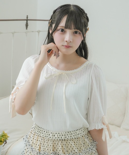 kutir（クティール）の「【クティールとレトロ】 袖リボンカットソー（Tシャツ/カットソー・レディース・オフホワイト/アイボリー/ピンク/グリーン/ホワイト系その他・FREE）」の9枚目の写真