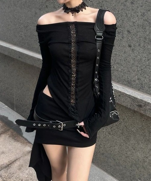 WESTBOY(ウエストボーイ)の「Y2K レース切り替え オフショルダー ロングスリーブトップス WOG26S2TP01(Tシャツ/カットソー・レディース・ブラック・FREE)」の2枚目の写真