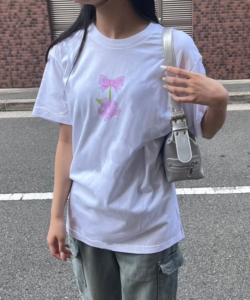 tunee(チュニー)の「フルーツモチーフプリント半袖Tシャツ(hsyd)(Tシャツ/カットソー・レディース・ピンク・MEDIUM)」の1枚目の写真