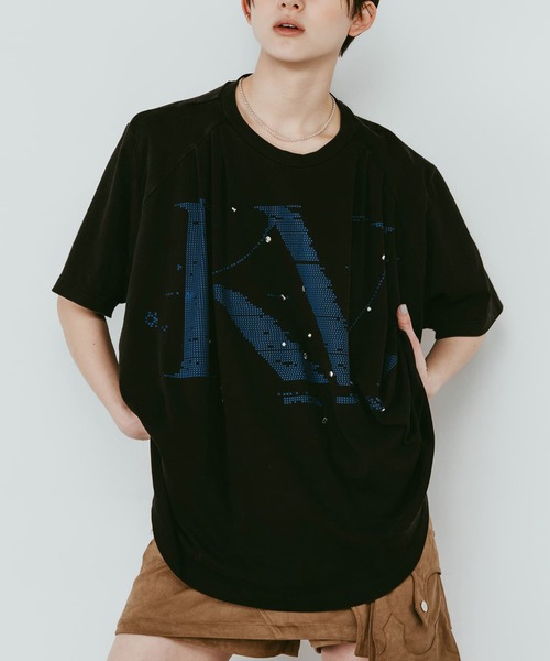 Knuth Marf(クヌースマーフ)の「【Knuth Marf】tuck detail oversized tee(Tシャツ/カットソー・レディース・ブラウン/ブラック/ブルー・FREE)」の2枚目の写真