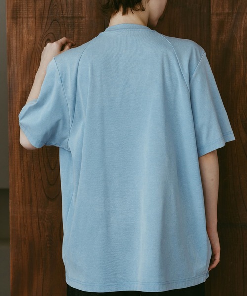 Knuth Marf(クヌースマーフ)の「【Knuth Marf】tuck detail oversized tee(Tシャツ/カットソー・レディース・ブラウン/ブラック/ブルー・FREE)」の17枚目の写真