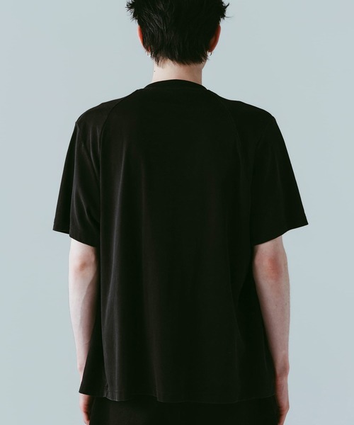 Knuth Marf(クヌースマーフ)の「【Knuth Marf】tuck detail oversized tee(Tシャツ/カットソー・レディース・ブラウン/ブラック/ブルー・FREE)」の7枚目の写真