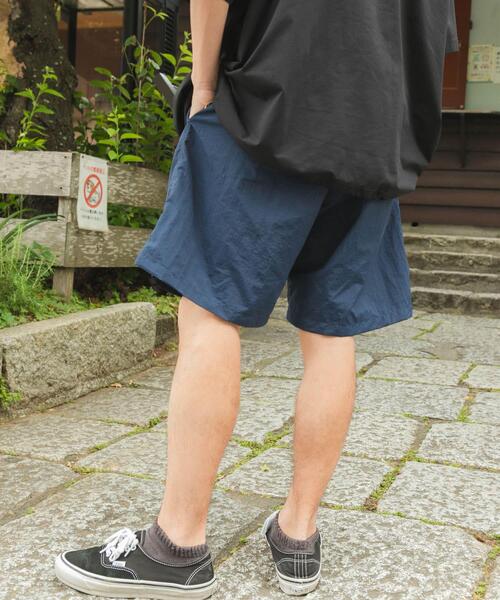 URBAN RESEARCH(アーバンリサーチ)の「Wide Dad GRAPHIC SHORTS WITH HATCH(その他パンツ・メンズ・ネイビー/オレンジ/ブラック・1/2)」の10枚目の写真