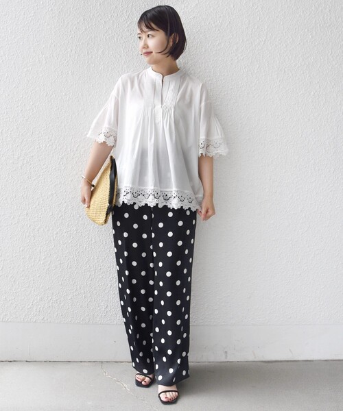 SHIPS(シップス)の「〈手洗い可能〉トリム レース ピンタック スキッパー ブラウス(シャツ/ブラウス・レディース・オフホワイト/ブラウン/ブラック・ONE SIZE)」の22枚目の写真