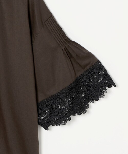 SHIPS(シップス)の「〈手洗い可能〉トリム レース ピンタック スキッパー ブラウス(シャツ/ブラウス・レディース・オフホワイト/ブラウン/ブラック・ONE SIZE)」の19枚目の写真