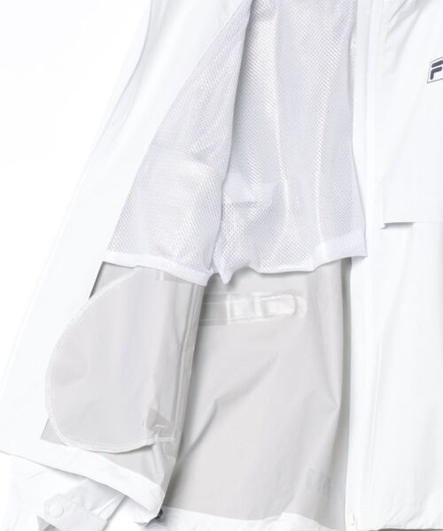 FILA GOLF(フィラゴルフ )の「【FILA GOLF:フィラゴルフ】レディースレインウェア 長袖・半袖2WAY仕様 ゴルフ 通勤 アウトドア(セットアップ・レディース・ホワイト/ネイビー・X-LARGE/LARGE/MEDIUM)」の7枚目の写真