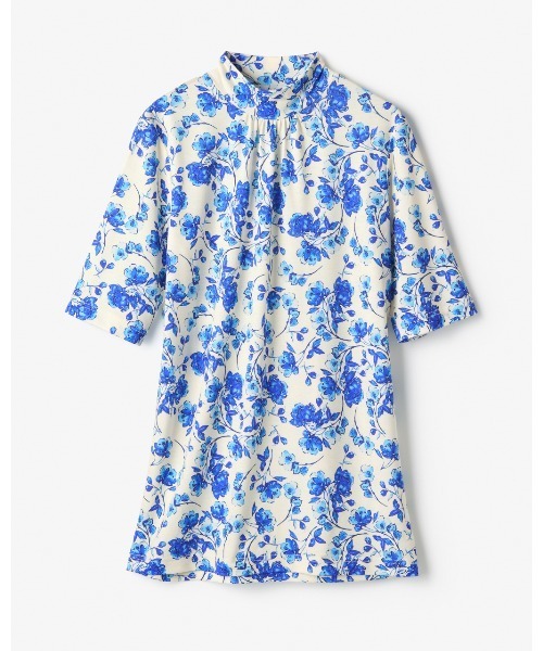 DoCLASSE( ドゥクラッセ)の「UVスラブ・ギャザーハイネックブラウスN/5分袖(Tシャツ/カットソー・レディース・ブラック×イエロー/ブルー系その他/キナリ/コーラル/グリーン系その他/ダークブルー/ミント/ライラック/ベージュ/グレー/ブルー・LL/S/M/L/3L)」の20枚目の写真