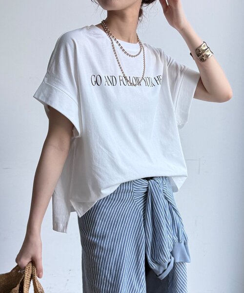 DouDou(ドゥドゥ)の「【WEB限定】ロールアップロゴプリントワイドTEE(Tシャツ/カットソー・レディース・チャコールグレー/レッド/オフホワイト・FREE)」の11枚目の写真