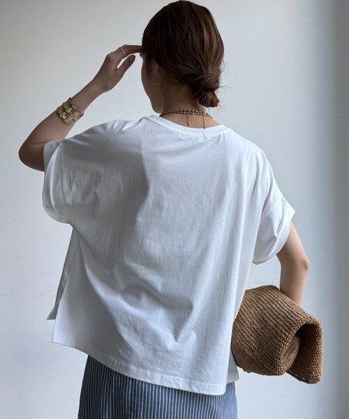 DouDou(ドゥドゥ)の「【WEB限定】ロールアップロゴプリントワイドTEE(Tシャツ/カットソー・レディース・チャコールグレー/レッド/オフホワイト・FREE)」の13枚目の写真