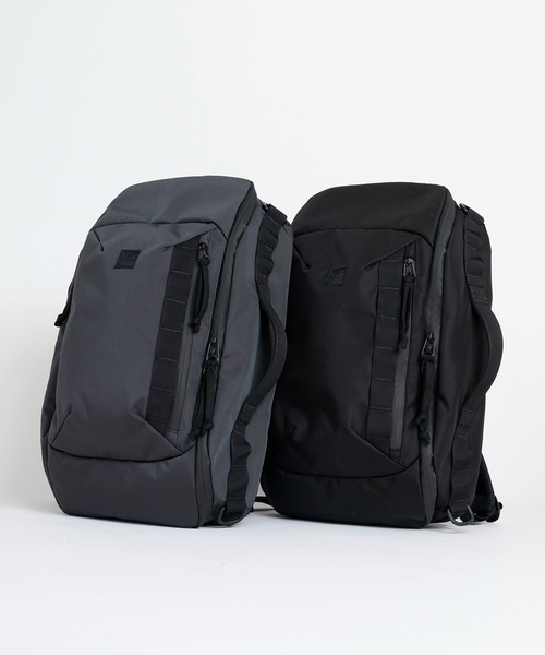 MIS(エムアイエス)の「3WAY BACKPACK(バックパック/リュック・メンズ・ダークグレー/ブラック・ONESIZE)」の4枚目の写真