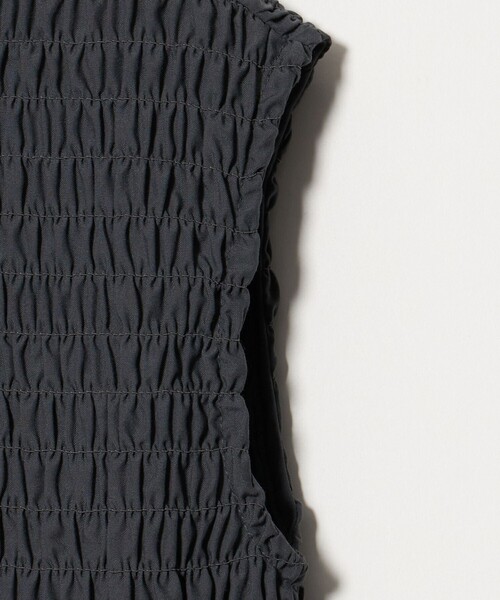 A DAY IN THE LIFE UNITED ARROWS(アデイインザライフユナイテッドアローズ)の「シャーリング ペプラム ノースリーブブラウス <A DAY IN THE LIFE>(シャツ/ブラウス・レディース・オフホワイト/ダークグレー/コバルトブルー・FREE)」の12枚目の写真