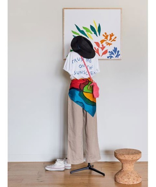 IDEE（イデー）の「［ＩＤＥＥ］Ｈｅｌｓｉｎｋｉ　Ｐｌａｙｇｒｏｕｎｄ　Ｔシャツ　Ｓｕｎ（Tシャツ/カットソー・レディース・ホワイト・M/L）」の9枚目の写真
