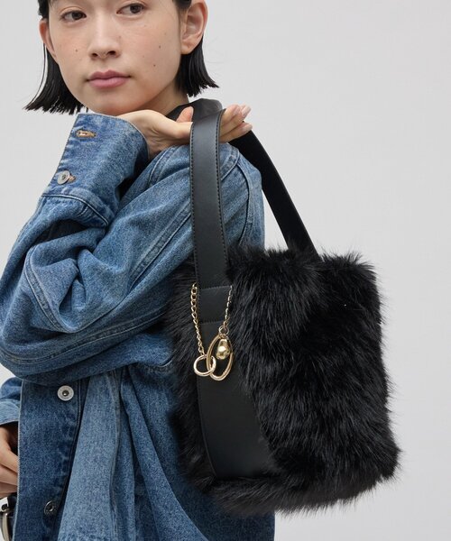 Lui's(ルイス)の「フェイクファーショルダーBAG(ショルダーバッグ・レディース・ベージュ/グレー/ブラック・FREE)」の19枚目の写真