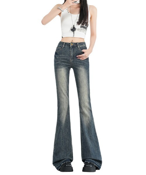 AMAJI(アマジ)の「ブーツカット フレア デニムパンツ(デニムパンツ・レディース・ブルー・SMALL/MEDIUM/LARGE/X-LARGE)」の1枚目の写真