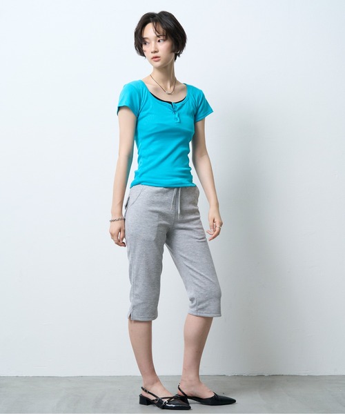 NUJOH(ヌゾ)の「Layered Henley Rib Tee / レイヤードヘンリーネックリブT(Tシャツ/カットソー・レディース・ブルー/ブラック/オリーブ/ミント/グレー・FREE)」の17枚目の写真