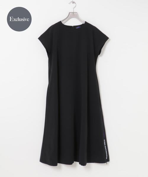 THOUSAND MILE(サウザンドマイル)の「『吸水速乾/UVカット/イージーケア』『別注』THOUSAND MILE×URBAN RESEARCH FRENCH SLEEVE DRESS(ワンピース・レディース・ブラック/チャコールグレー・FREE)」の2枚目の写真