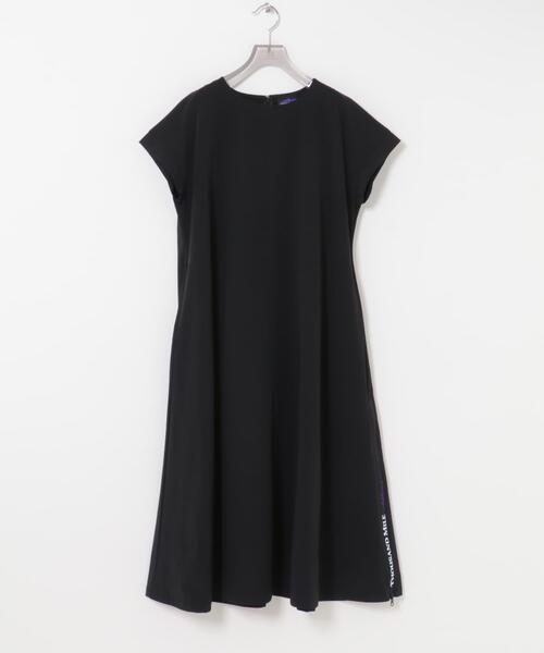 THOUSAND MILE(サウザンドマイル)の「『吸水速乾/UVカット/イージーケア』『別注』THOUSAND MILE×URBAN RESEARCH FRENCH SLEEVE DRESS(ワンピース・レディース・ブラック/チャコールグレー・FREE)」の3枚目の写真