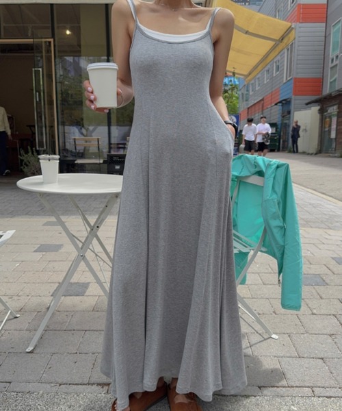 YUGA（ユーガ）の「YUGA_YGMC　　Korean-style　Faux-Layered Open-Back Dress（ワンピース・レディース・ライトグレー/ブラック・FREE）」の13枚目の写真