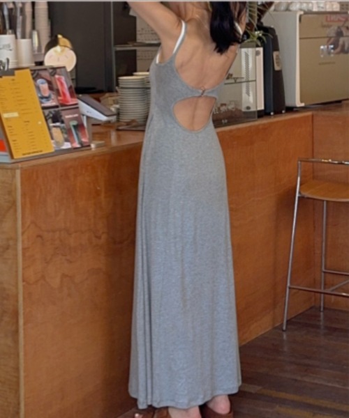 YUGA（ユーガ）の「YUGA_YGMC　　Korean-style　Faux-Layered Open-Back Dress（ワンピース・レディース・ライトグレー/ブラック・FREE）」の21枚目の写真