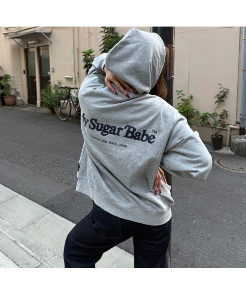My sugar Babe（マイシュガーベイブ）の「Heart patch logo zip hoodie（パーカー・メンズ・ピンク/ブラック/グレー・MEDIUM/SMALL）」の5枚目の写真