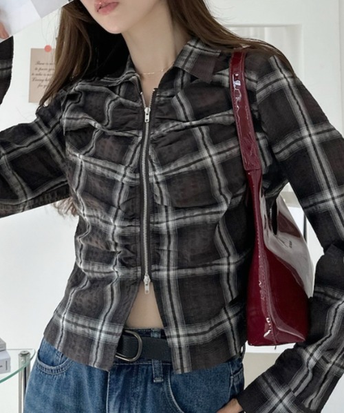 Ada.(エイダ)の「ショート丈 チェック柄 ジップトップス(シャツ/ブラウス・レディース・ネイビー/ブラウン・FREE)」の2枚目の写真